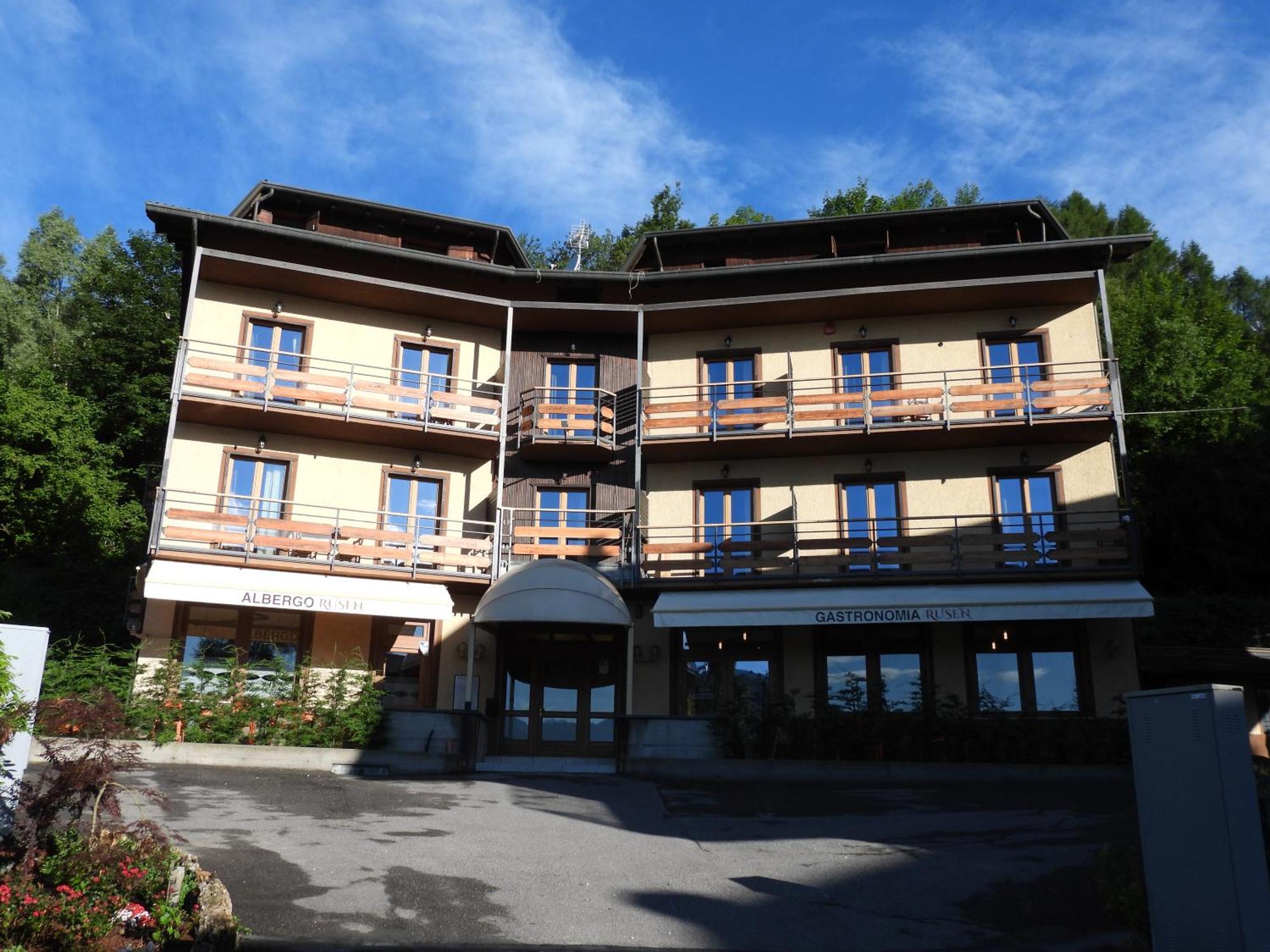 Albergo Rusen Borno Exterior foto